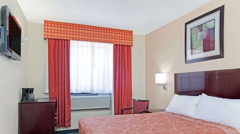 <b>Super 8 Long Island City LGA Hotel Room</b>. Images powered by <a href="https://iceportal.shijigroup.com/" title="IcePortal" target="_blank">IcePortal</a>.