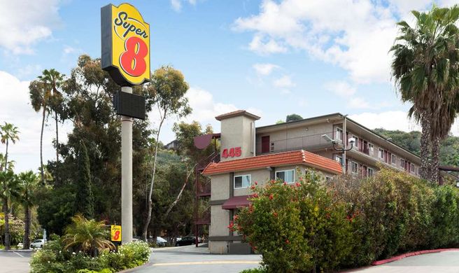 Super 8 San Diego Hotel Circle Exterior