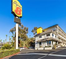 Super 8 San Diego Hotel Circle Exterior