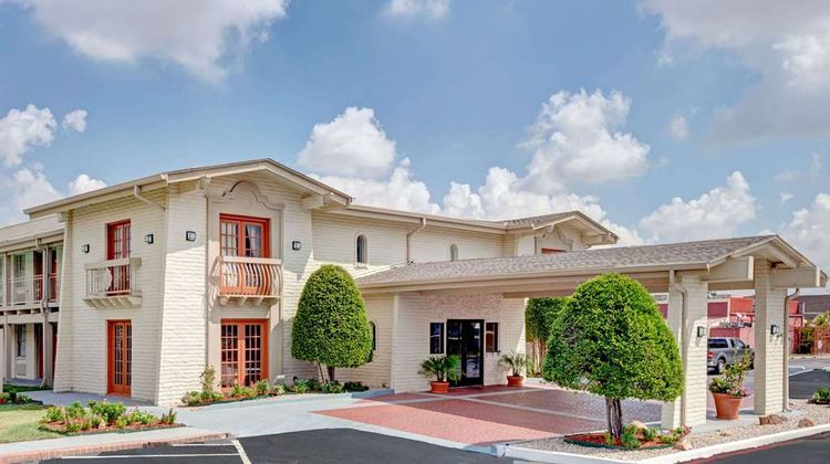 Travelodge North Richland Hills/Dallas Exterior