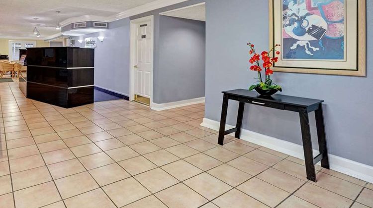 Travelodge North Richland Hills/Dallas Lobby