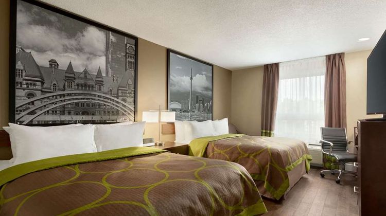 Super 8 Ajax/Toronto Room