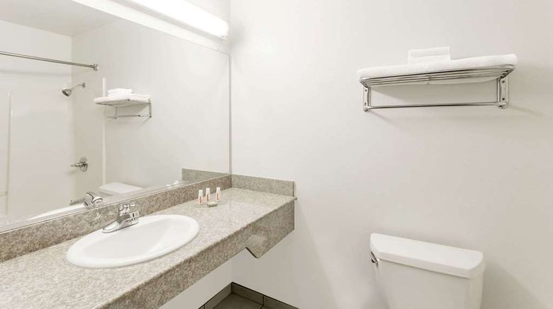<b>Super 8 Cloverdale Room</b>. Images powered by <a href="https://iceportal.shijigroup.com/" title="IcePortal" target="_blank">IcePortal</a>.