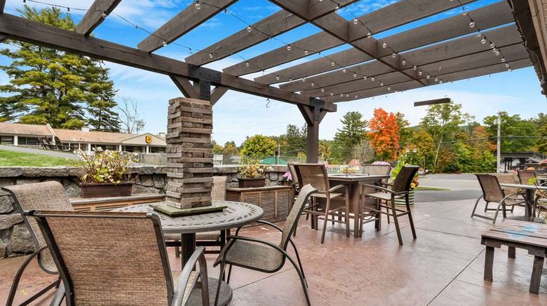<b>Super 8 Lake George/Downtown Other</b>. Images powered by <a href="https://iceportal.shijigroup.com/" title="IcePortal" target="_blank">IcePortal</a>.