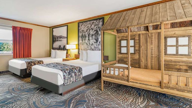 <b>Super 8 Lake George/Downtown Suite</b>. Images powered by <a href="https://iceportal.shijigroup.com/" title="IcePortal" target="_blank">IcePortal</a>.