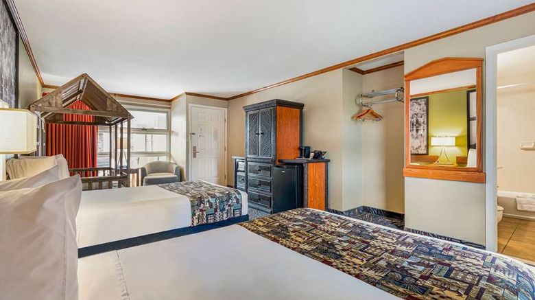 <b>Super 8 Lake George/Downtown Suite</b>. Images powered by <a href="https://iceportal.shijigroup.com/" title="IcePortal" target="_blank">IcePortal</a>.