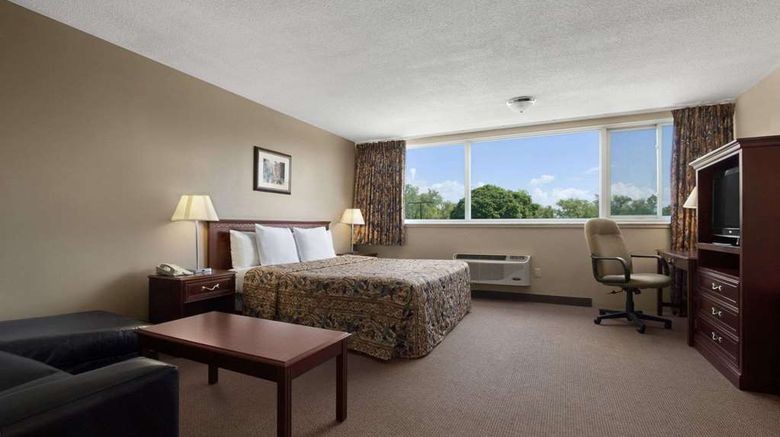 <b>Travelodge Richmond Hill Room</b>. Images powered by <a href="https://iceportal.shijigroup.com/" title="IcePortal" target="_blank">IcePortal</a>.