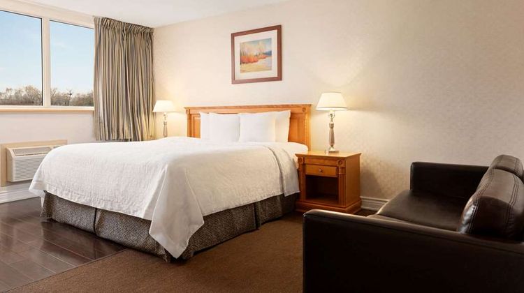 Travelodge Richmond Hill Room