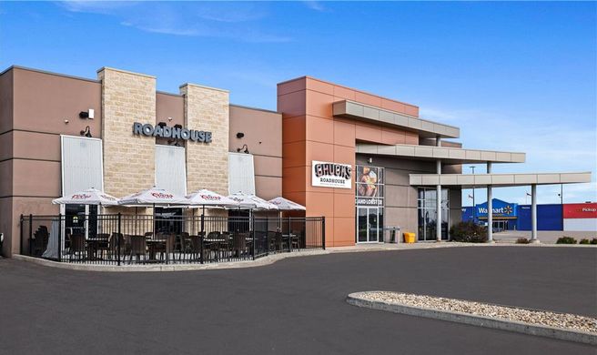 Days Inn & Suites Winkler Exterior