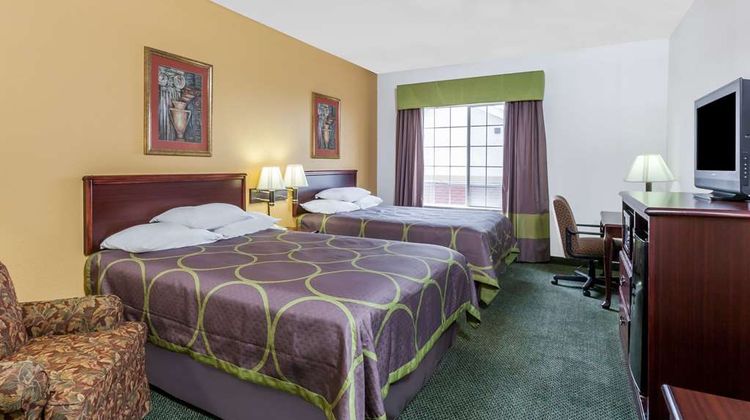 Super 8 Hillsboro Room