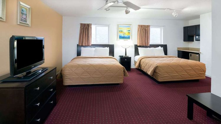 Days Inn Newport Room