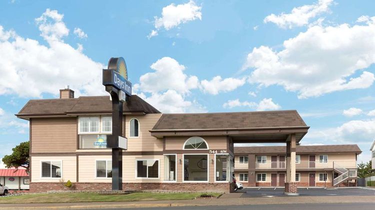 Days Inn Newport Exterior