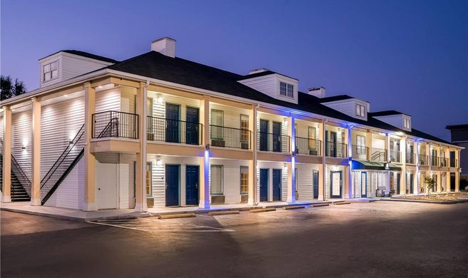 Days Inn Simpsonville Exterior