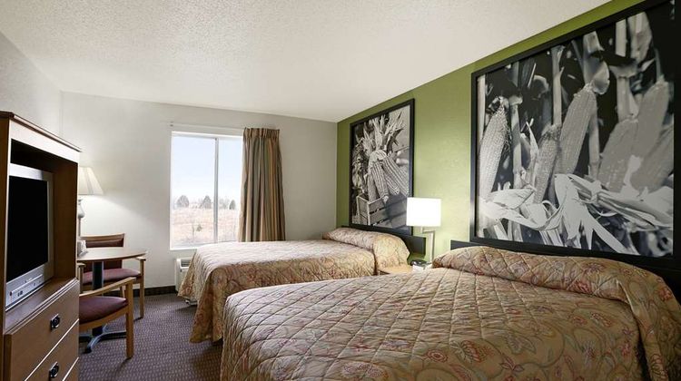 Super 8 Corydon Room