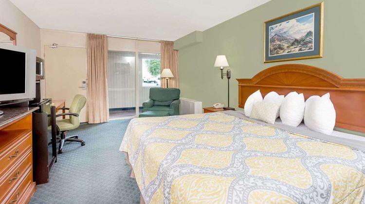Days Inn Cedar Falls- University Plaza Room
