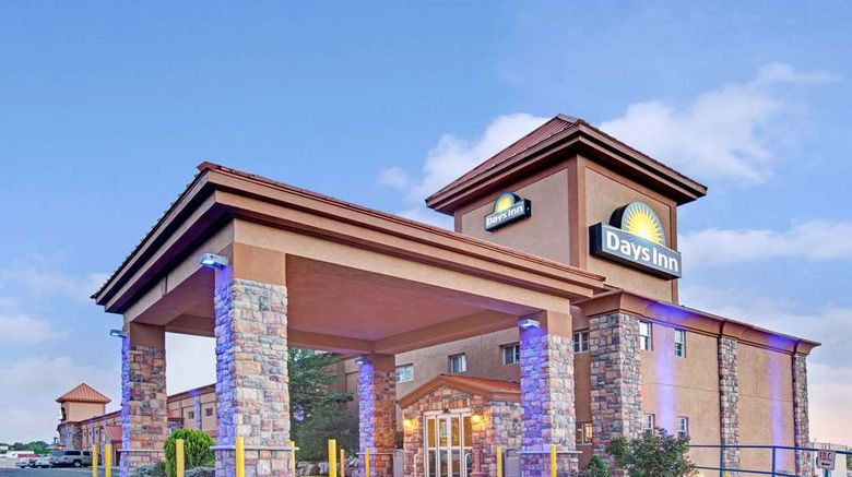 Days Inn Ridgefield NJ Exterior. Images powered by <a href="https://iceportal.shijigroup.com" target="_blank" rel="noopener">Ice Portal</a>.