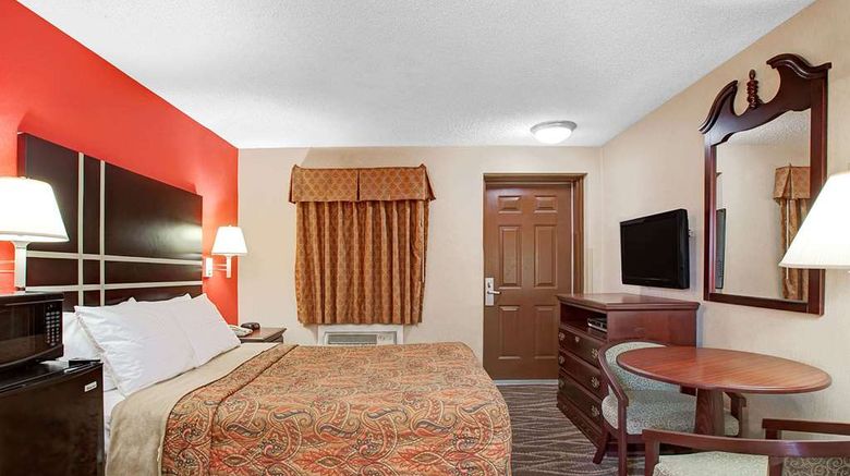 <b>Days Inn Ridgefield NJ Room</b>. Images powered by <a href="https://iceportal.shijigroup.com/" title="IcePortal" target="_blank">IcePortal</a>.