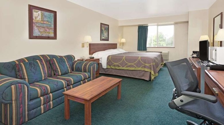 <b>Super 8 Windsor Room</b>. Images powered by <a href="https://iceportal.shijigroup.com/" title="IcePortal" target="_blank">IcePortal</a>.