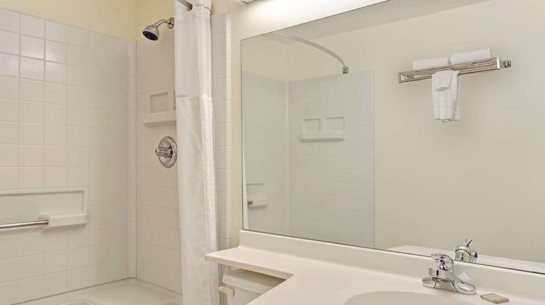 <b>Super 8 Windsor Room</b>. Images powered by <a href="https://iceportal.shijigroup.com/" title="IcePortal" target="_blank">IcePortal</a>.