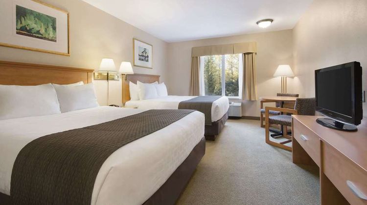 Days Inn & Suites Thunder Bay Room