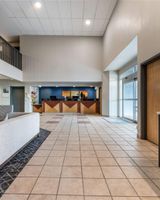 Days Inn & Suites Thunder Bay