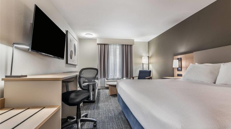 Days Inn & Suites Thunder Bay Room