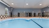 Days Inn & Suites Thunder Bay Pool