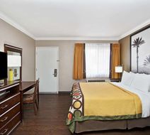 Super 8 Los Angeles-Culver City Area Room