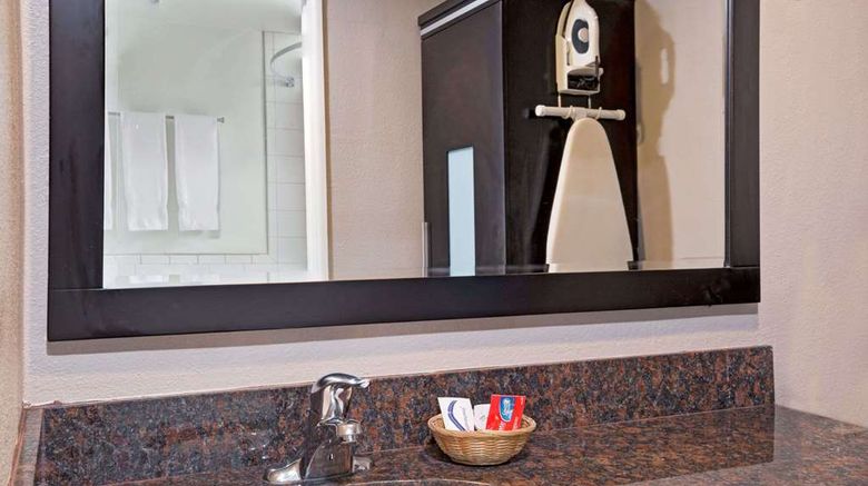 <b>Super 8 Los Angeles-Culver City Area Room</b>. Images powered by <a href="https://iceportal.shijigroup.com/" title="IcePortal" target="_blank">IcePortal</a>.