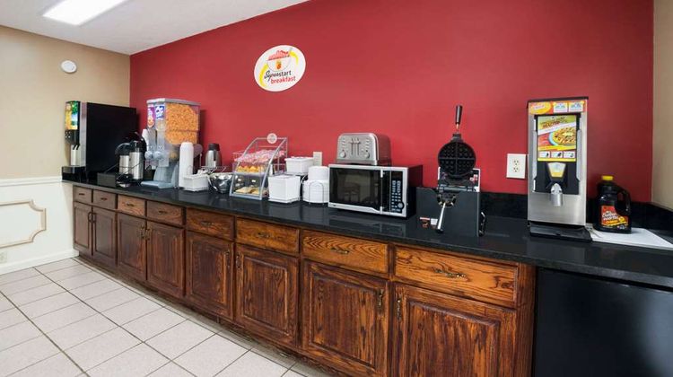 Super 8 Garner/Clayton/Raleigh Restaurant