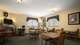 Howard Johnson Express Inn Leavenworth Lobby