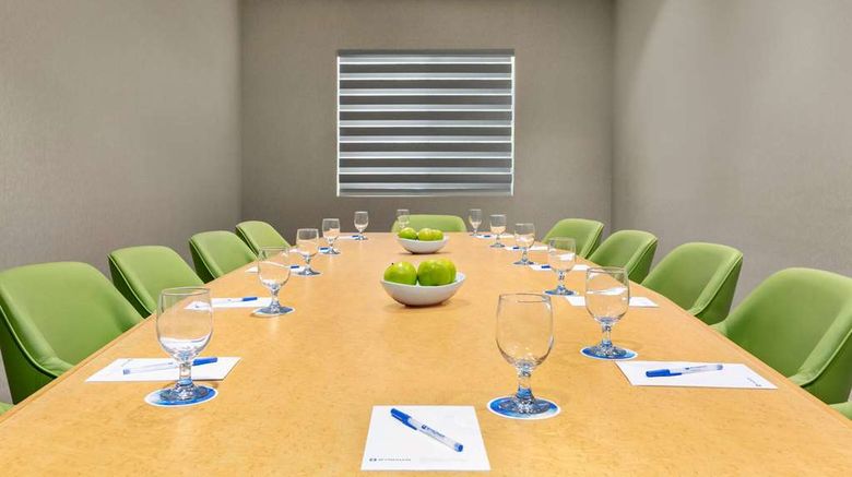 <b>Wyndham Anaheim Meeting</b>. Images powered by <a href="https://iceportal.shijigroup.com/" title="IcePortal" target="_blank">IcePortal</a>.