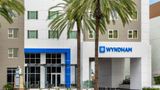 <b>Wyndham Anaheim Exterior</b>. Images powered by <a href="https://iceportal.shijigroup.com/" title="IcePortal" target="_blank">IcePortal</a>.