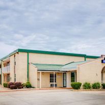 Days Inn Monett