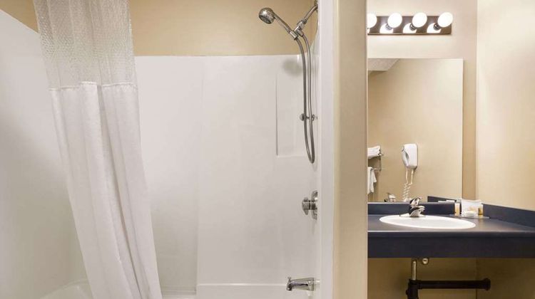 Days Inn Hinton Room