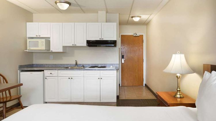Days Inn Hinton Room