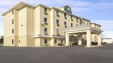 <b>Days Inn Moose Jaw Exterior</b>. Images powered by <a href="https://iceportal.shijigroup.com/" title="IcePortal" target="_blank">IcePortal</a>.
