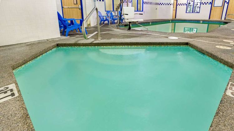 Days Inn & Suites Gresham Pool