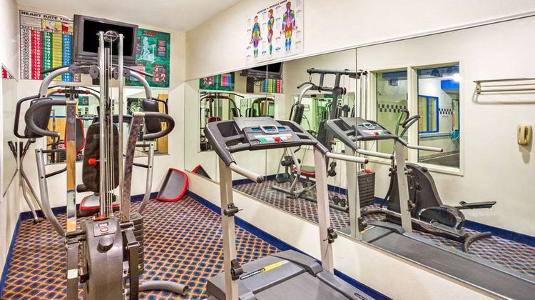 Days Inn & Suites Gresham Health