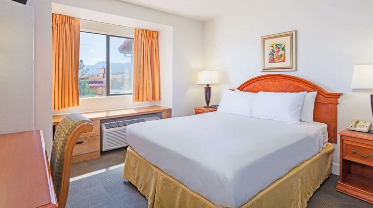 Days Inn Camp Verde Room