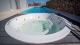 Howard Johnson Hotel Rosario Pool
