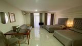 Howard Johnson Hotel Rosario Room