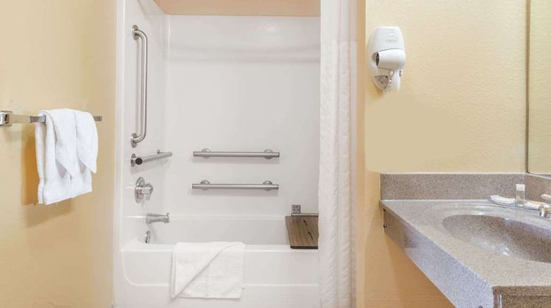 <b>Days Inn Sulphur LA Room</b>. Images powered by <a href="https://iceportal.shijigroup.com/" title="IcePortal" target="_blank">IcePortal</a>.