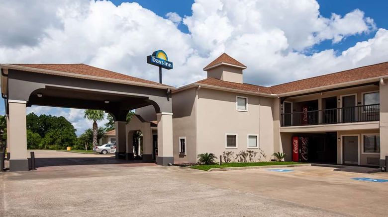 <b>Days Inn Sulphur LA Exterior</b>. Images powered by <a href="https://iceportal.shijigroup.com/" title="IcePortal" target="_blank">IcePortal</a>.