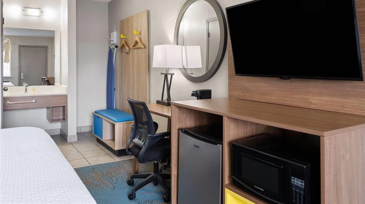 Days Inn  Ardmore Room
