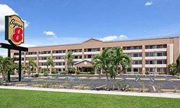 Super 8 Fort Myers