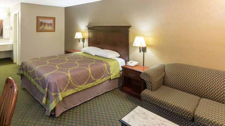 <b>Super 8 Bossier City/Shreveport Area Room</b>. Images powered by <a href="https://iceportal.shijigroup.com/" title="IcePortal" target="_blank">IcePortal</a>.