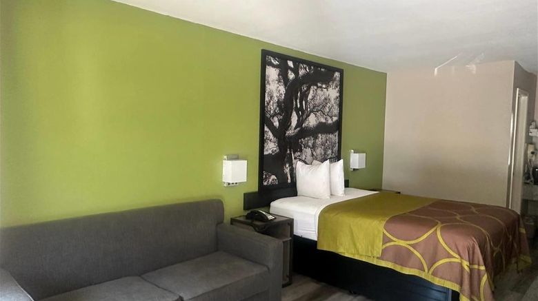 <b>Super 8 Bossier City/Shreveport Area Room</b>. Images powered by <a href="https://iceportal.shijigroup.com/" title="IcePortal" target="_blank">IcePortal</a>.
