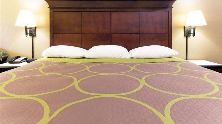 <b>Super 8 Bossier City/Shreveport Area Room</b>. Images powered by <a href="https://iceportal.shijigroup.com/" title="IcePortal" target="_blank">IcePortal</a>.