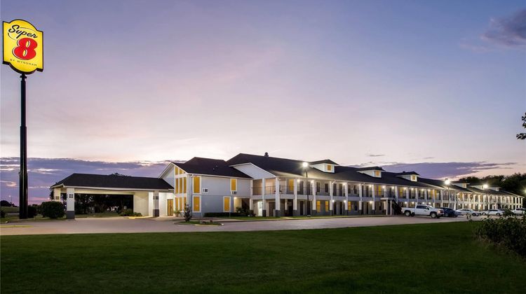 Super 8 Bossier City/Shreveport Area Exterior